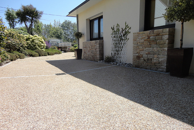 Comment fabriquer du béton désactivé pour sa maison ?